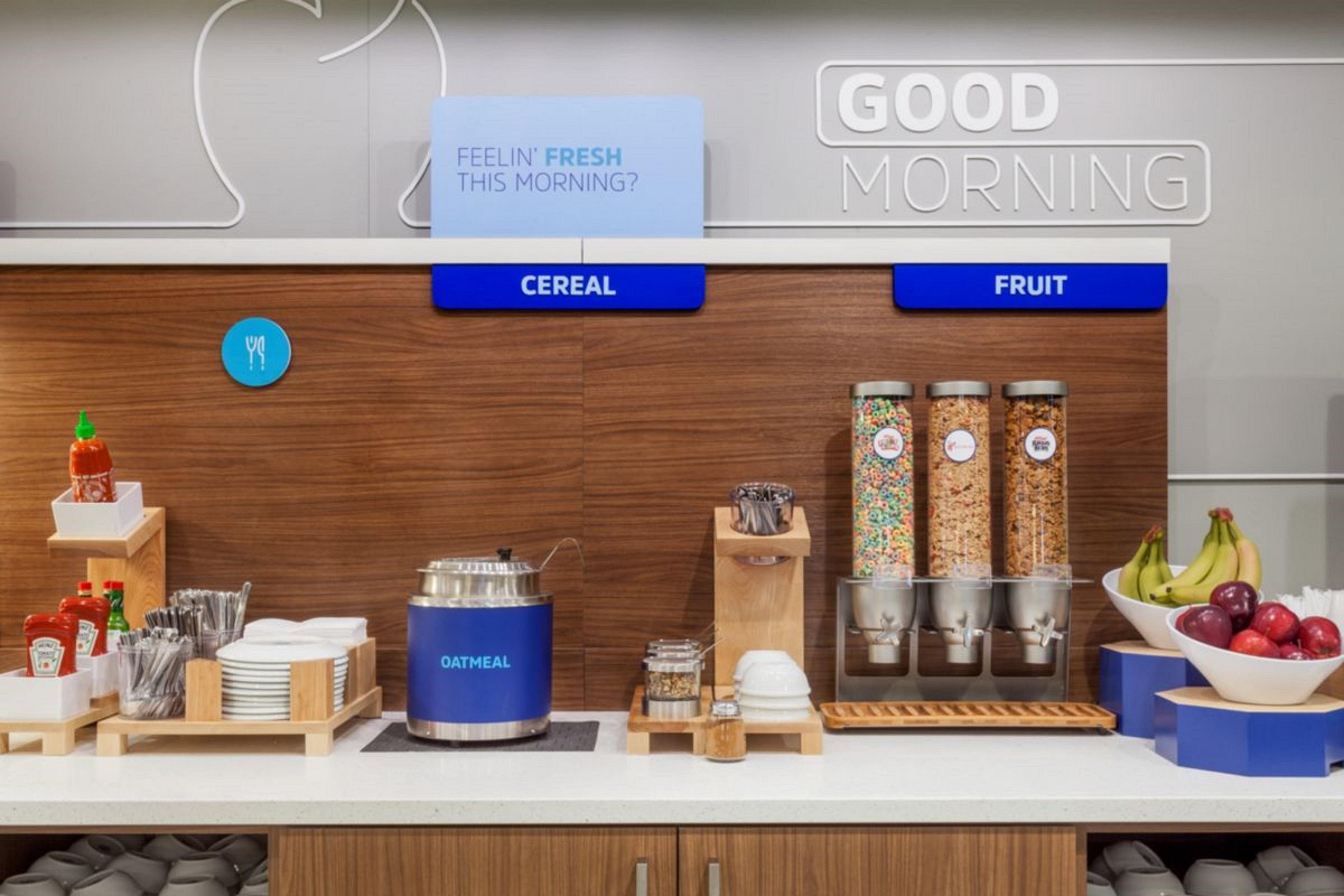 Holiday Inn Express & Suites - Commerce By Ihg Exteriér fotografie