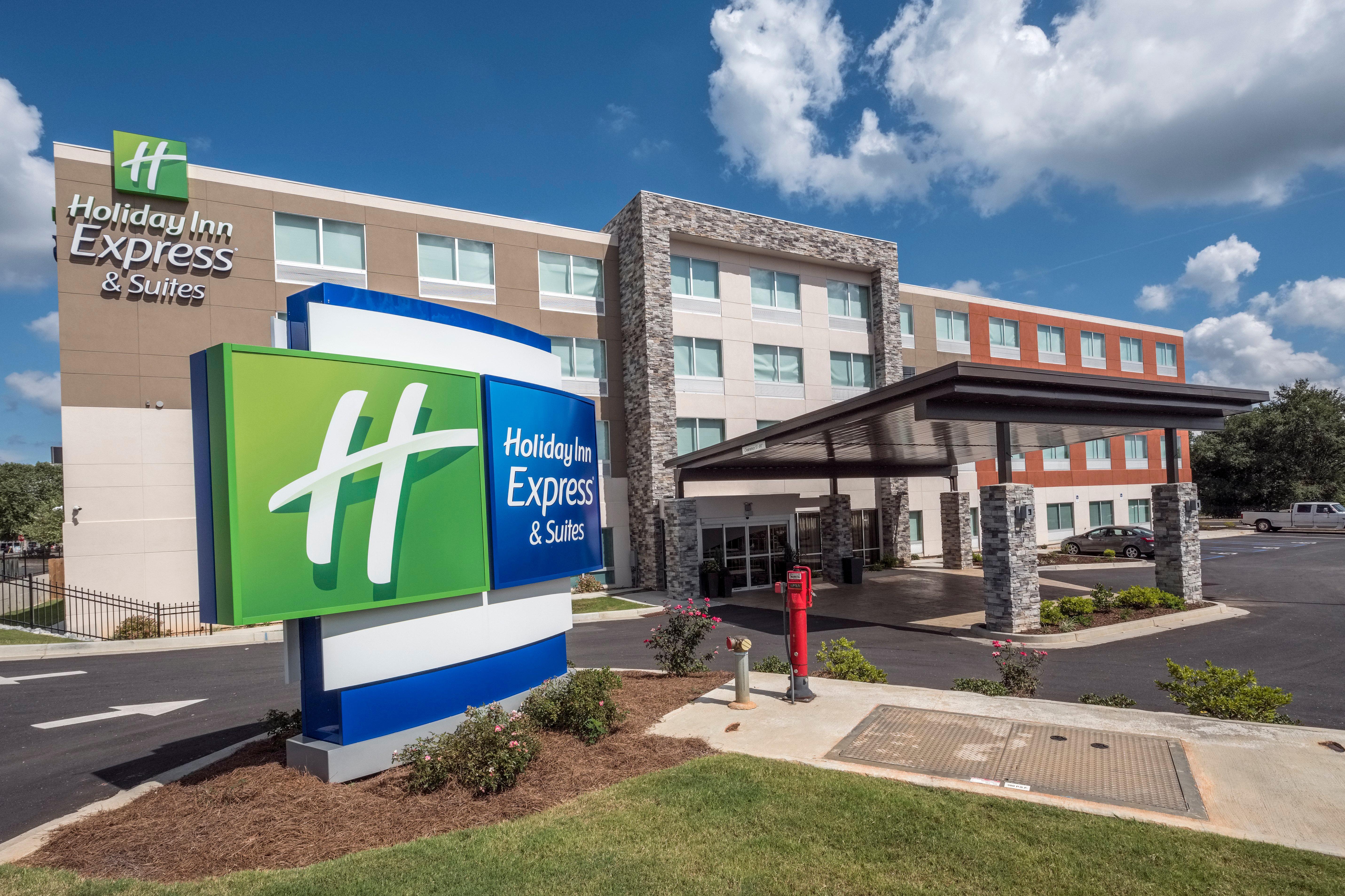 Holiday Inn Express & Suites - Commerce By Ihg Exteriér fotografie
